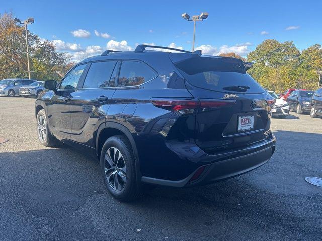 new 2025 Toyota Highlander car, priced at $49,468