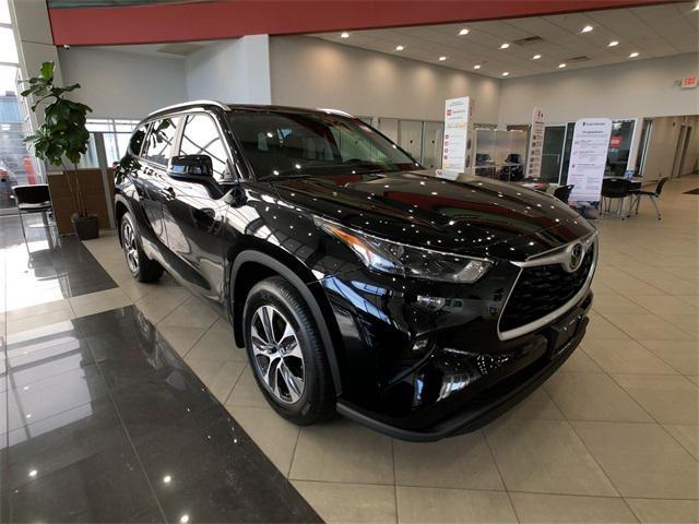 new 2024 Toyota Highlander car, priced at $45,778