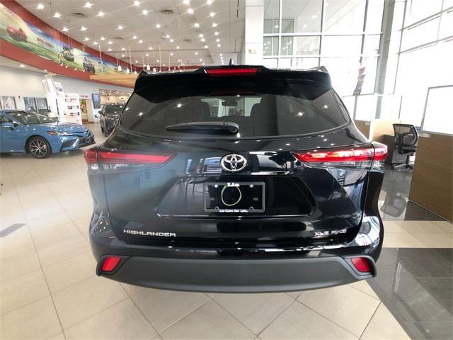 new 2024 Toyota Highlander car, priced at $45,778