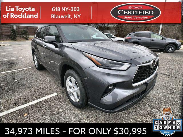 used 2022 Toyota Highlander car, priced at $30,995