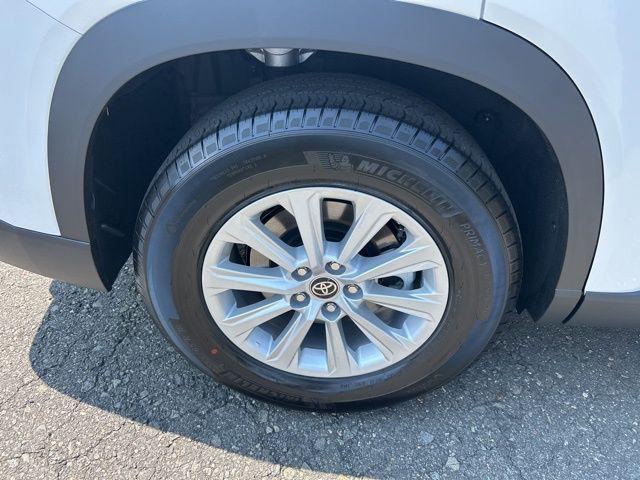 new 2025 Toyota Grand Highlander car, priced at $47,328