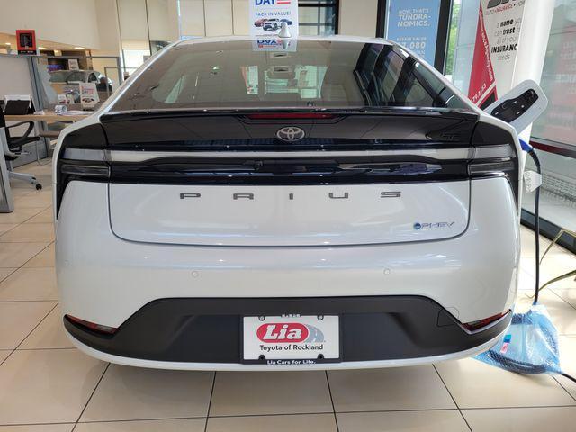 new 2025 Toyota Prius Plug-In Hybrid car, priced at $35,329