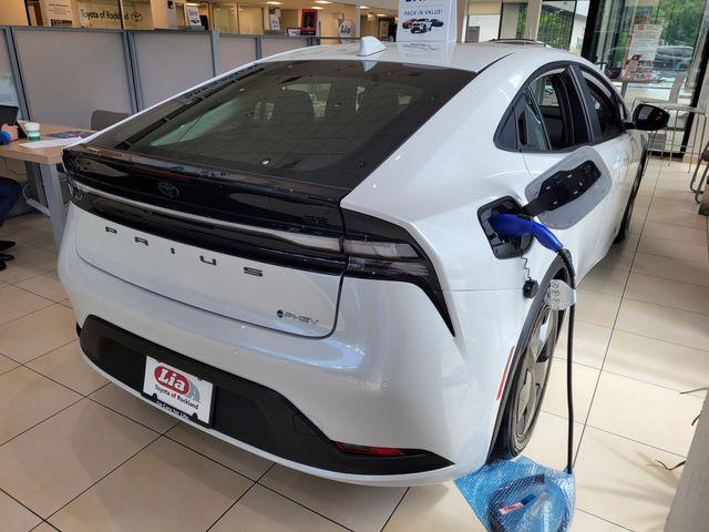 new 2025 Toyota Prius Plug-In Hybrid car, priced at $35,329