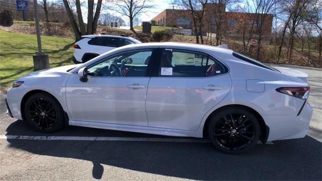 new 2024 Toyota Camry Hybrid car, priced at $38,764