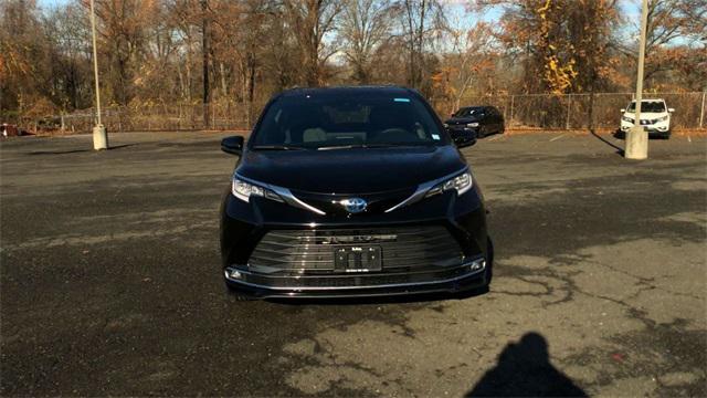 new 2025 Toyota Sienna car, priced at $61,685