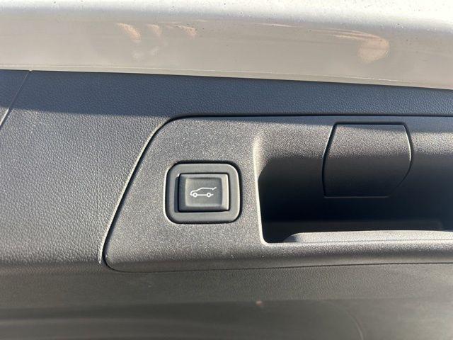 used 2023 Buick Envision car, priced at $24,495