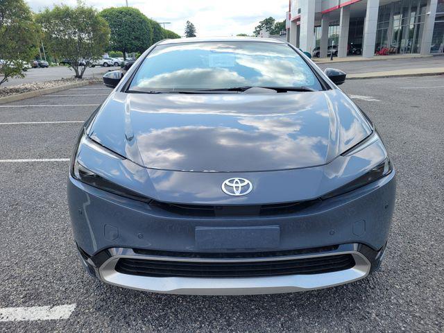 new 2025 Toyota Prius Plug-In Hybrid car, priced at $42,243