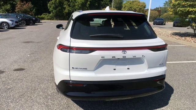 new 2025 Toyota Crown Signia car, priced at $46,015