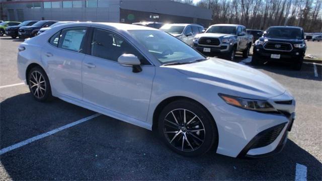 new 2024 Toyota Camry car, priced at $32,267