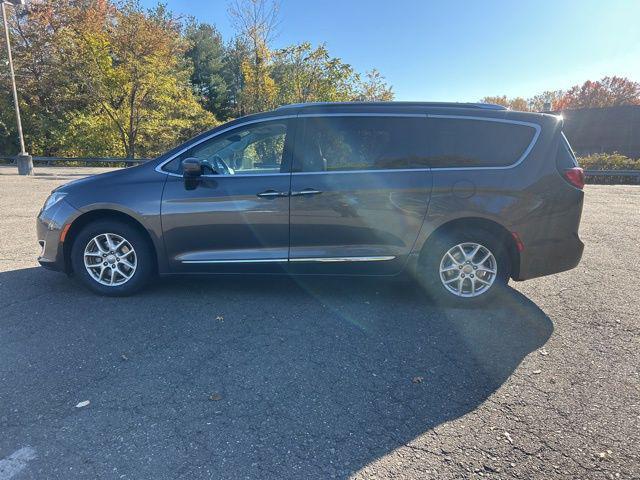 used 2020 Chrysler Pacifica car, priced at $19,995