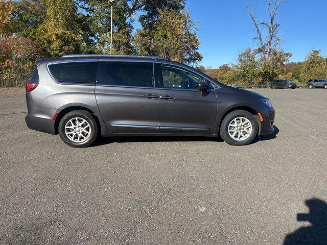 used 2020 Chrysler Pacifica car, priced at $19,995