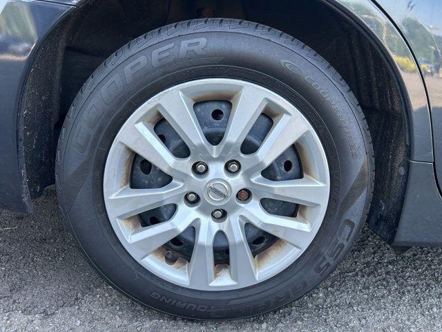 used 2013 Nissan Altima car, priced at $5,995