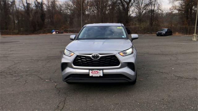 used 2020 Toyota Highlander car, priced at $25,999