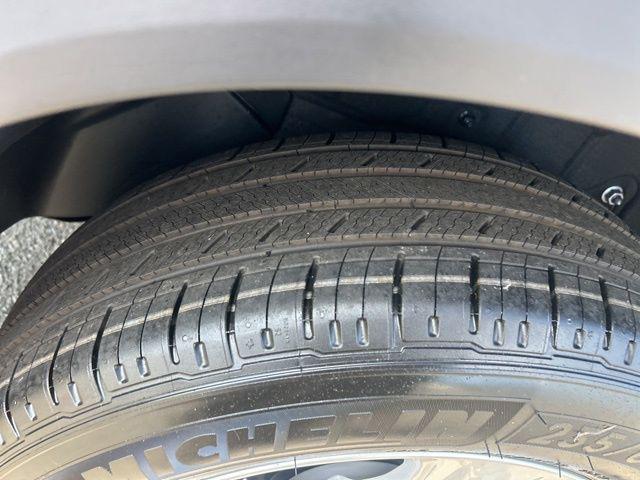 new 2025 Toyota Highlander car