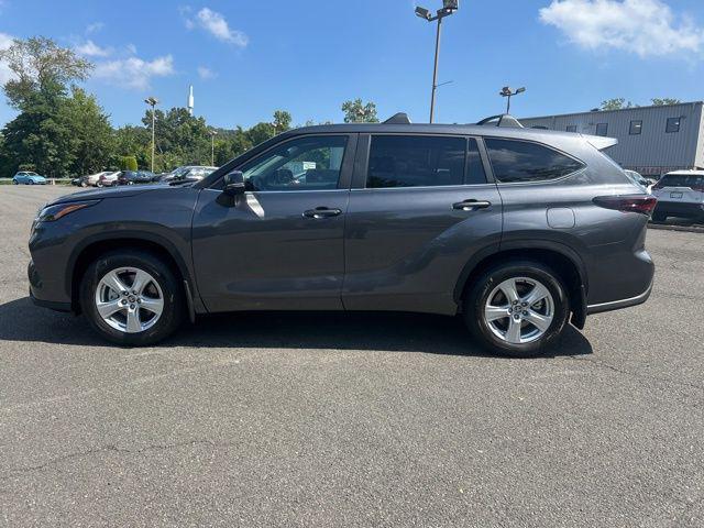 new 2025 Toyota Highlander car