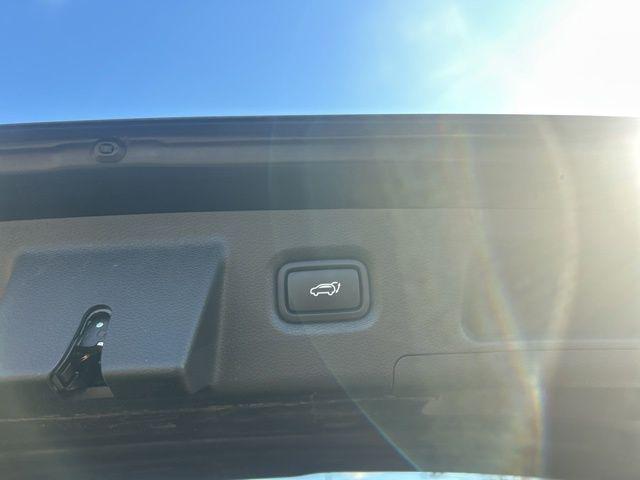 used 2022 Hyundai Santa Fe car, priced at $21,495