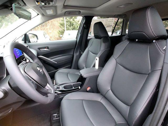 new 2025 Toyota Corolla Cross car, priced at $33,949