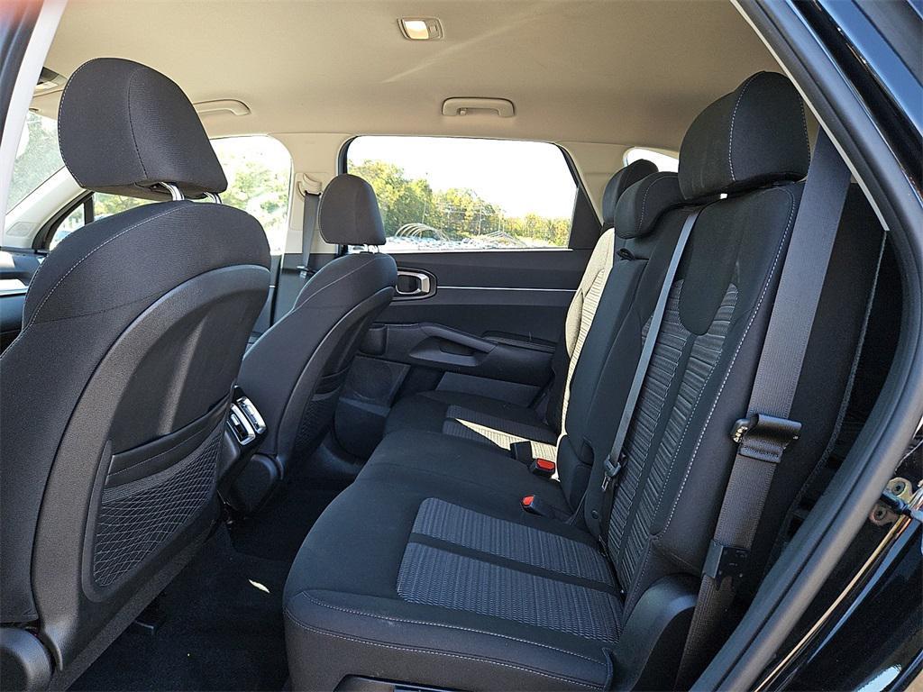 used 2022 Kia Sorento car, priced at $24,329