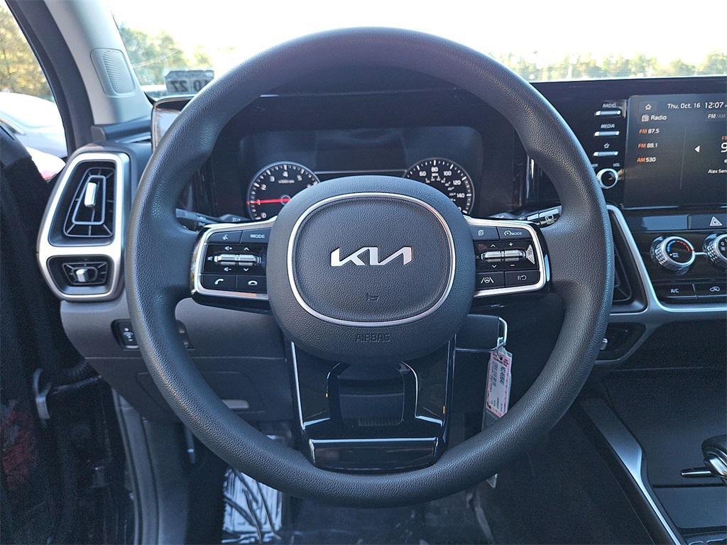 used 2022 Kia Sorento car, priced at $24,329