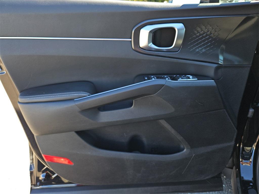 used 2022 Kia Sorento car, priced at $24,329