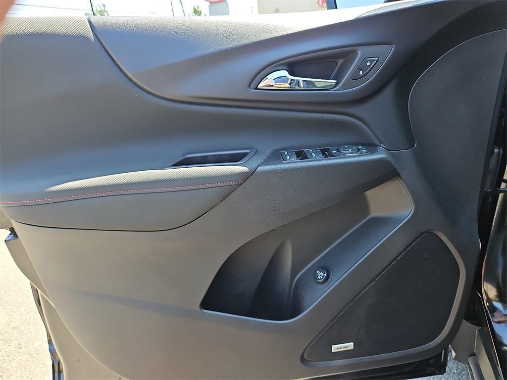 used 2022 Chevrolet Equinox car, priced at $23,799