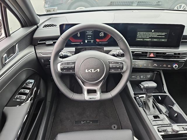 new 2025 Kia K5 car, priced at $32,025