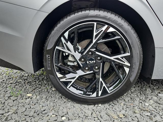 new 2025 Kia K5 car, priced at $32,025