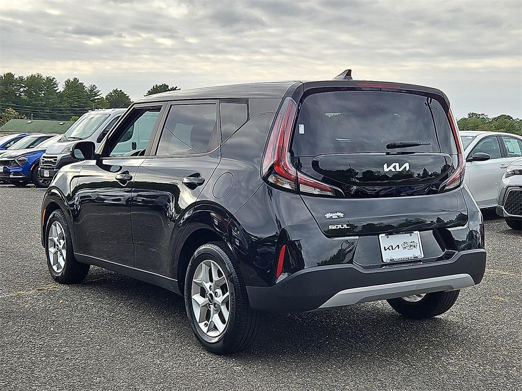 used 2023 Kia Soul car, priced at $17,989