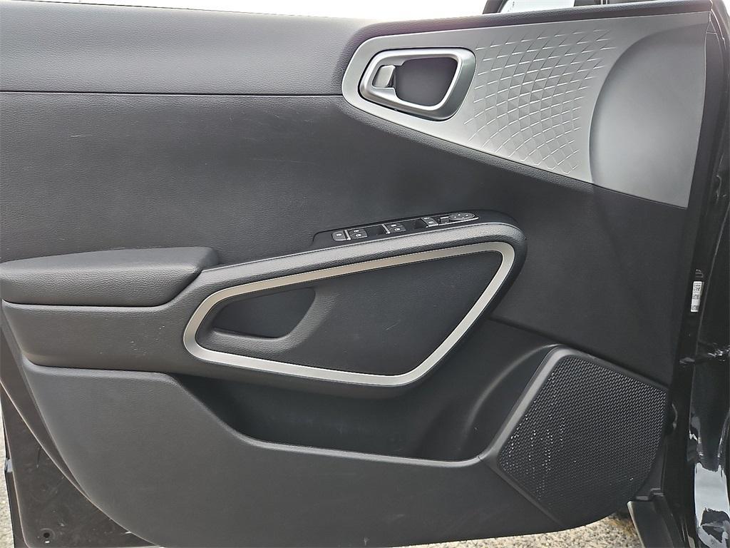 used 2023 Kia Soul car, priced at $17,989