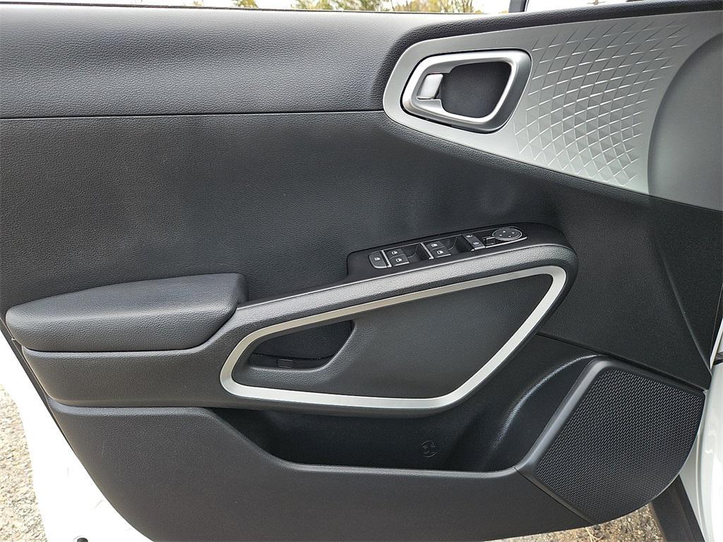 used 2023 Kia Soul car, priced at $19,159