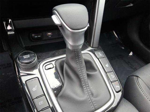 used 2025 Kia Seltos car, priced at $33,319