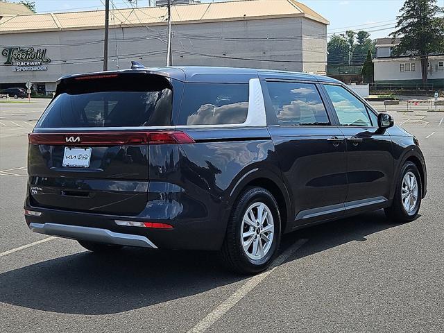 used 2023 Kia Carnival car, priced at $30,879