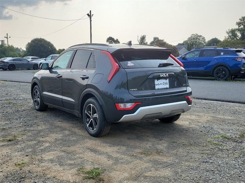 new 2024 Kia Niro Plug-In Hybrid car, priced at $36,365