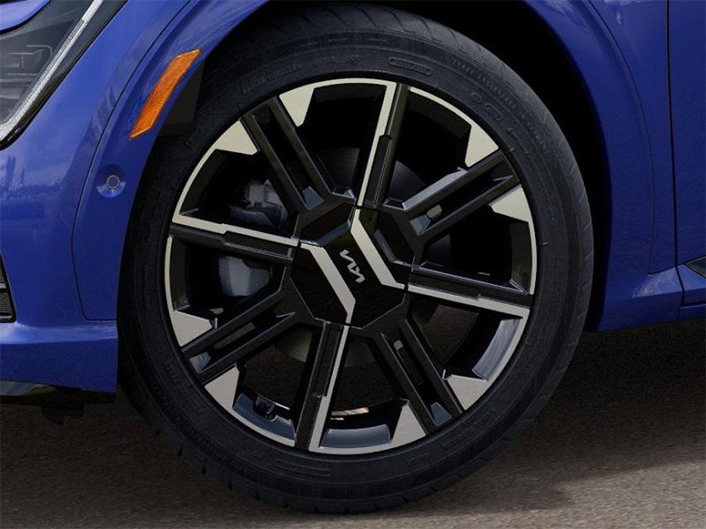 new 2025 Kia EV6 car, priced at $61,605