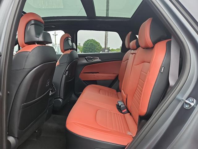 new 2025 Kia Sportage Hybrid car, priced at $40,015
