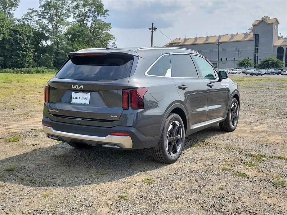 new 2025 Kia Sorento Hybrid car, priced at $42,090