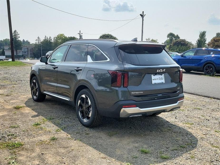 new 2025 Kia Sorento Hybrid car, priced at $42,090