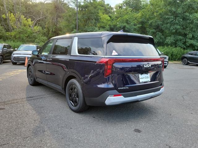 new 2025 Kia Carnival car, priced at $40,160