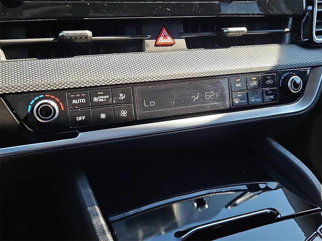 used 2023 Kia Sportage Hybrid car, priced at $22,369
