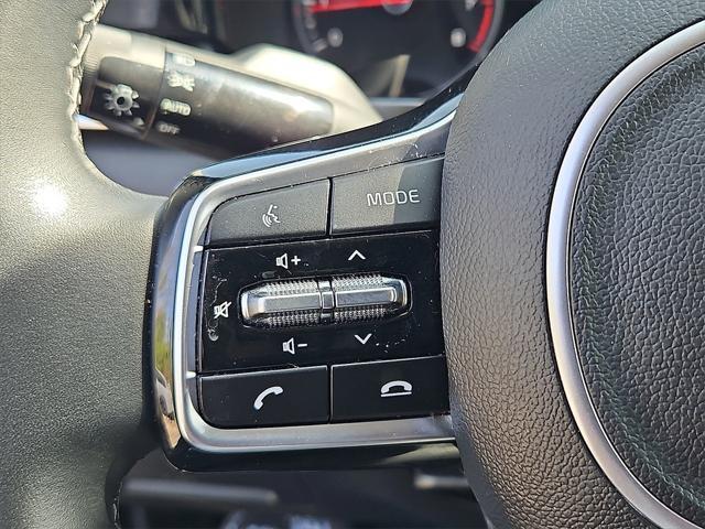 used 2022 Kia Sorento car, priced at $25,889