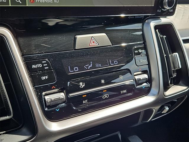 used 2022 Kia Sorento car, priced at $25,889