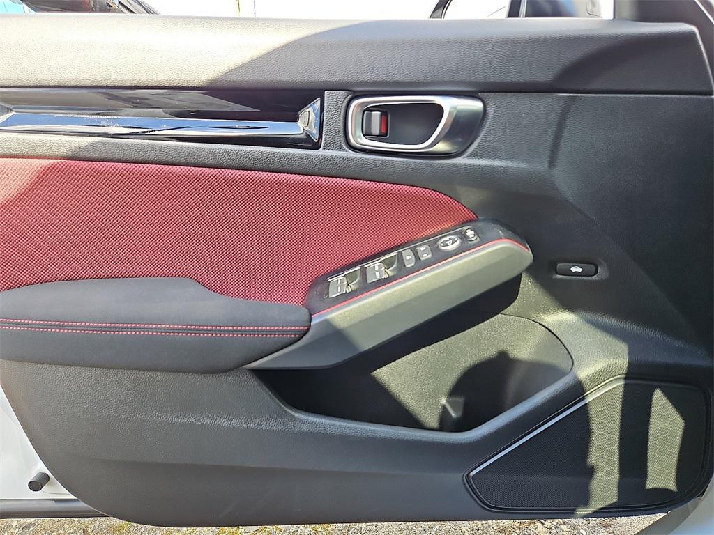 used 2025 Honda Civic Si car, priced at $32,999