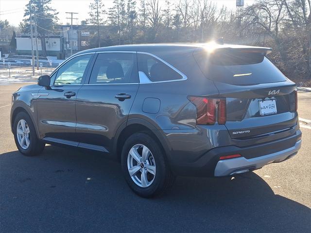 used 2024 Kia Sorento car, priced at $30,239