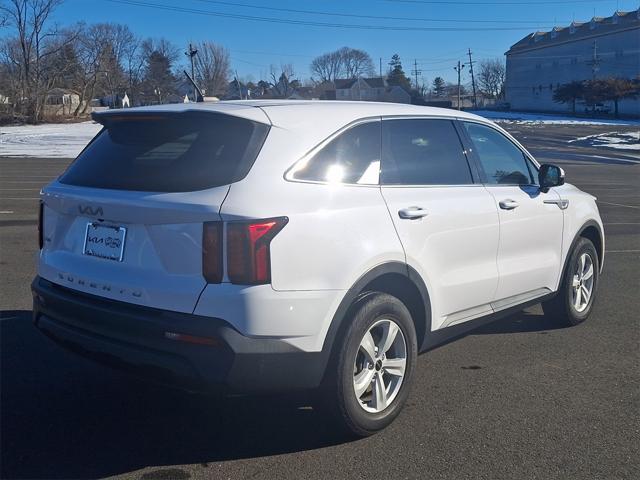 used 2022 Kia Sorento car, priced at $22,899