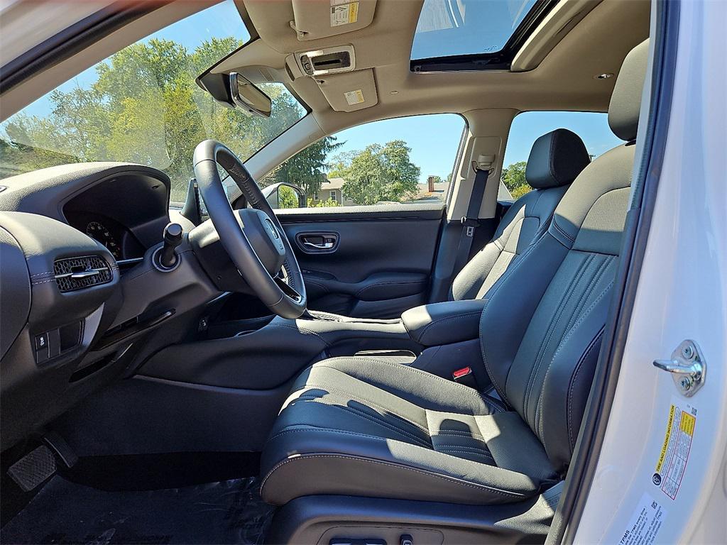 used 2025 Honda HR-V car, priced at $30,699