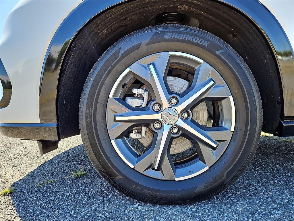used 2025 Honda HR-V car, priced at $30,699