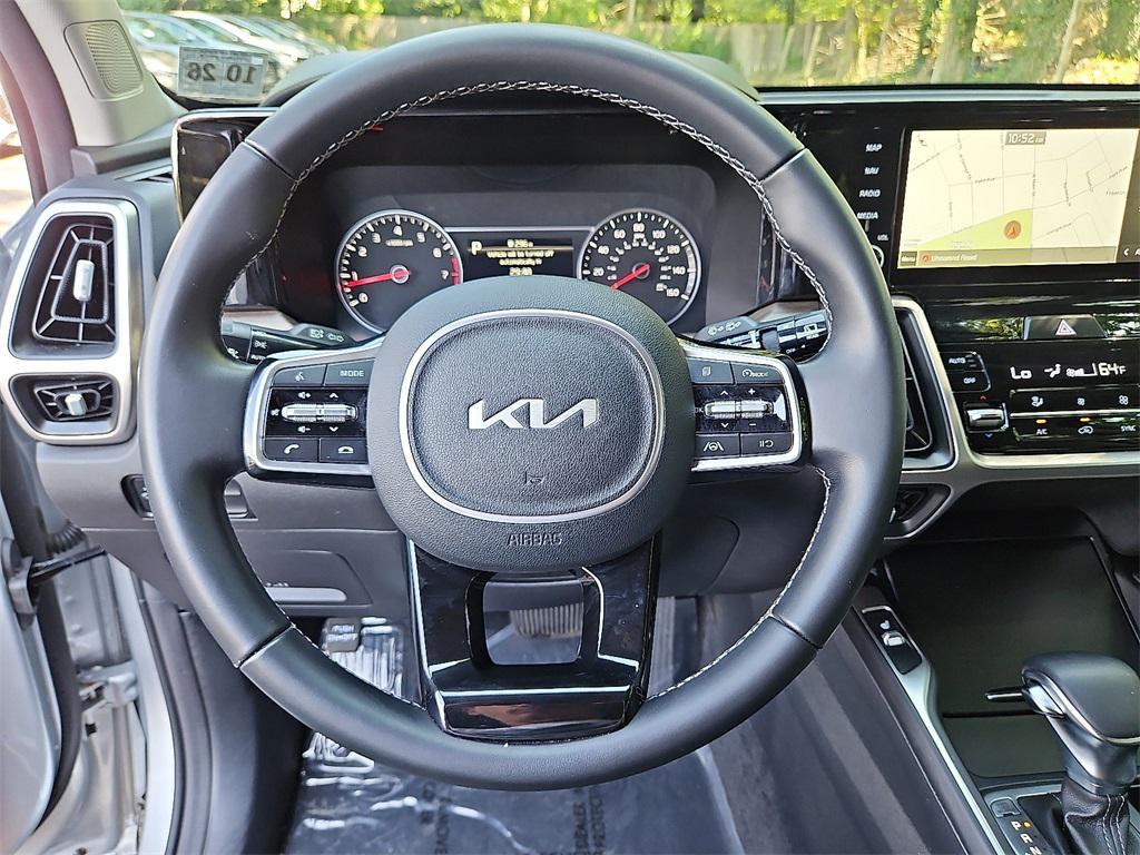 used 2022 Kia Sorento car, priced at $26,999
