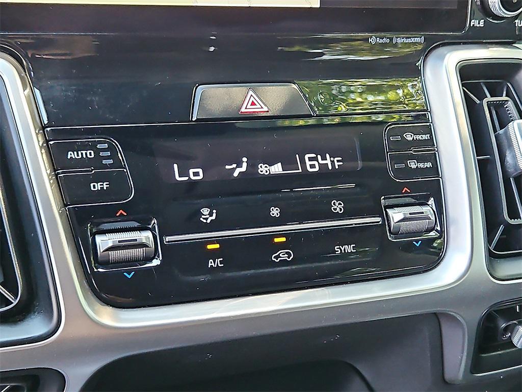 used 2022 Kia Sorento car, priced at $26,999