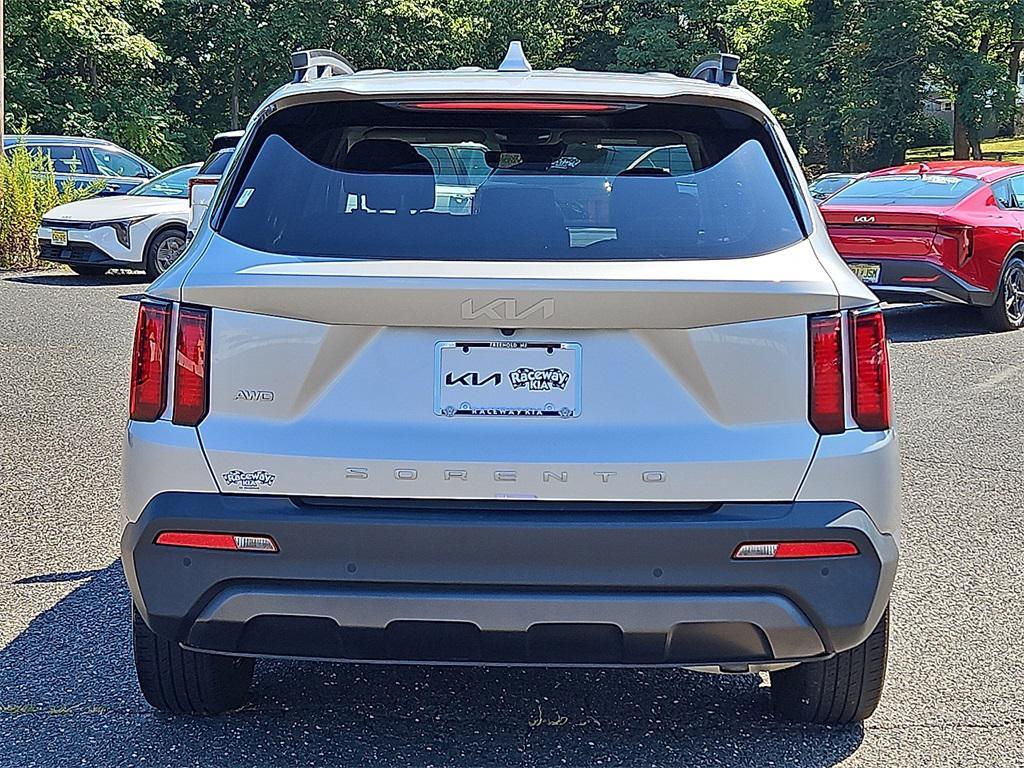 used 2022 Kia Sorento car, priced at $26,999