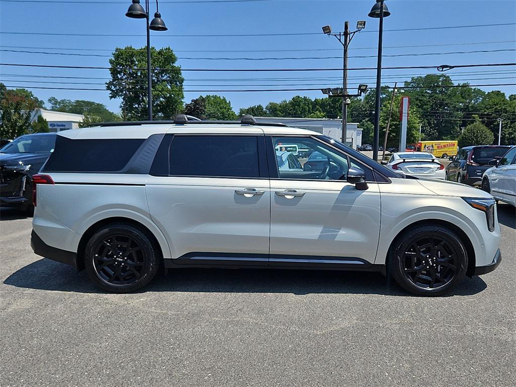 used 2025 Kia Carnival car, priced at $49,999